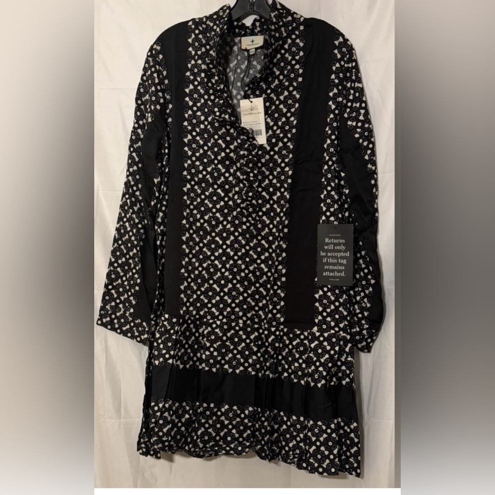 NWT Tuckernuck Black Geo Tate Dress size Medium